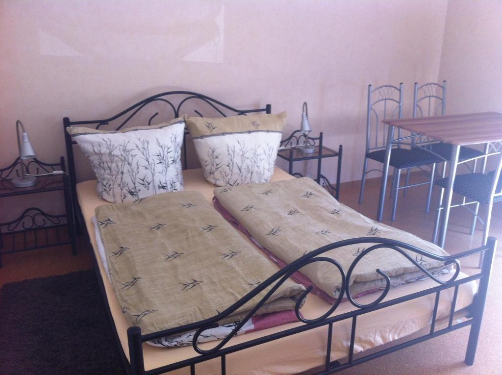A & J Ferienwohnung Hirsch Rust Chambre photo